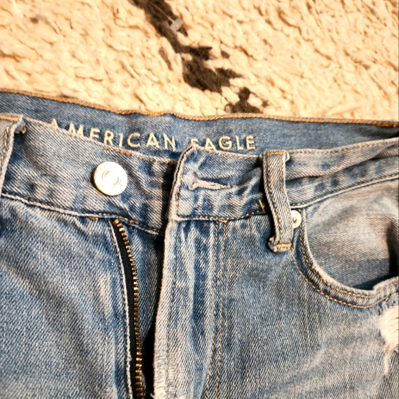 American Eagle "Mom jean" Jeans Size 00- juniors size - Picture 8 of 9